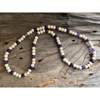 Amethyst Necklace - Natural wood and Amethyst 