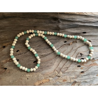 Aventurine Necklace - Natural wood and Aventurine 